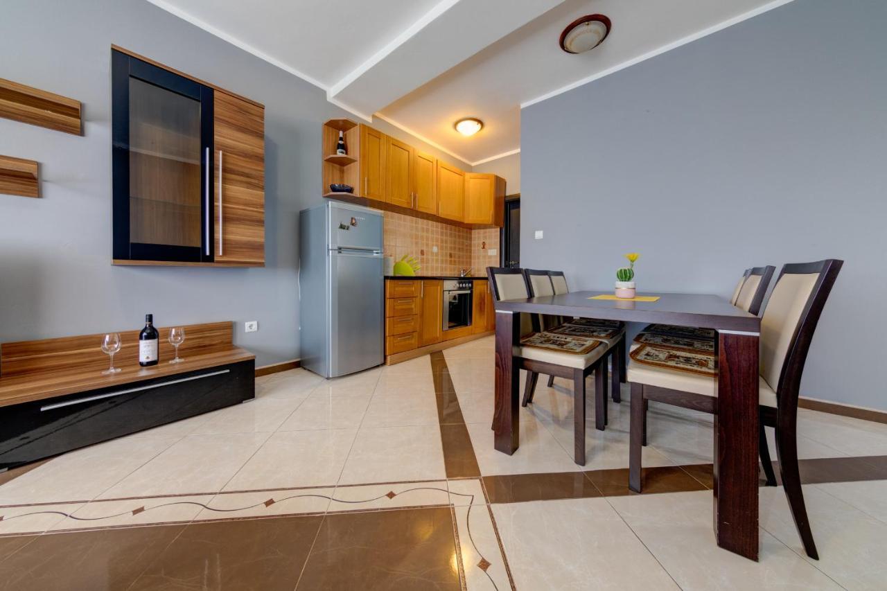 Apartments Casa Bella Котор Екстериор снимка